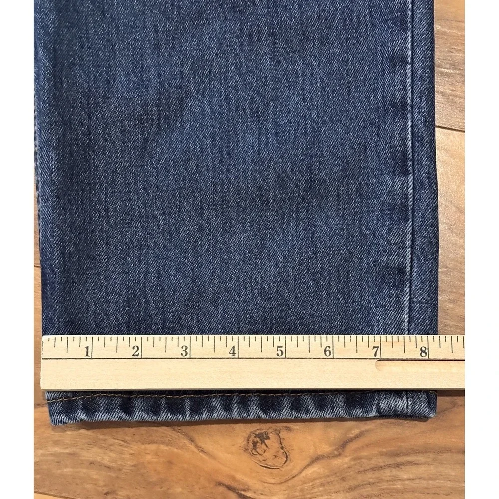 Levi's 550 Mens 32x34 (actual) 34x36 (tag) Relaxed Fit Straight‎ Leg Blue Denim